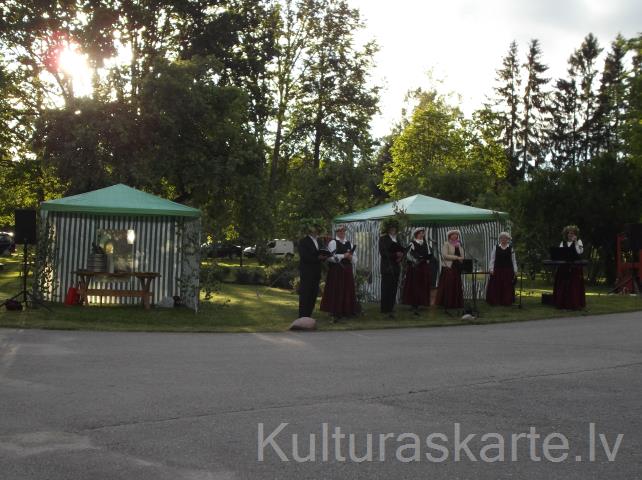 Ielīgojam Vasaras saulgriežus